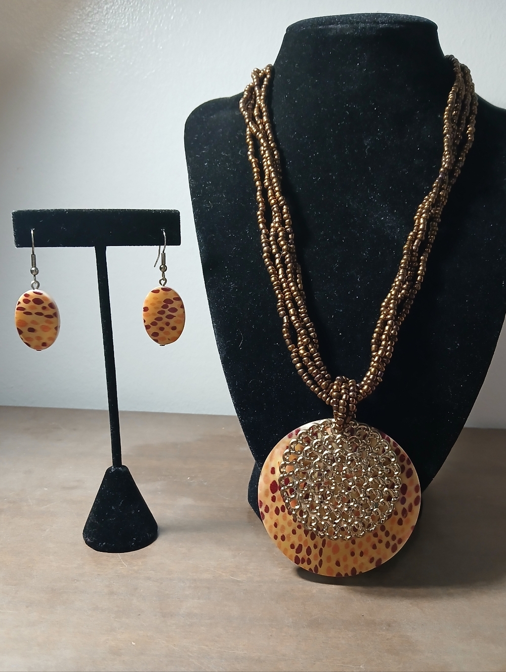 Multistrand Beaded Necklace Leapord Pendant Filigree Overlay Drop Earrings Set